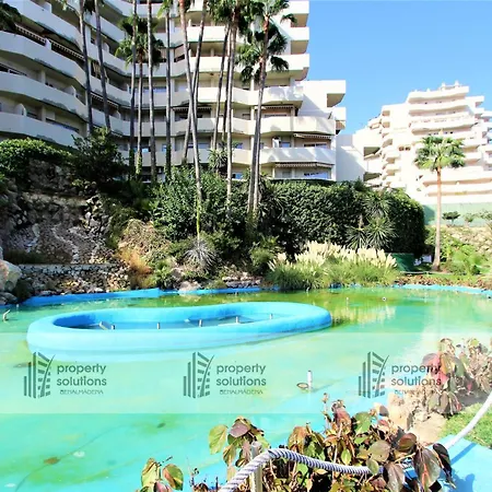 Benalbeach 207- Primera Linea De Playa - Piscina Abierta Todo El Ano Apartment *