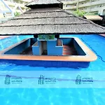 Benalbeach 207- Primera Linea De Playa - Piscina Abierta Todo El Ano *